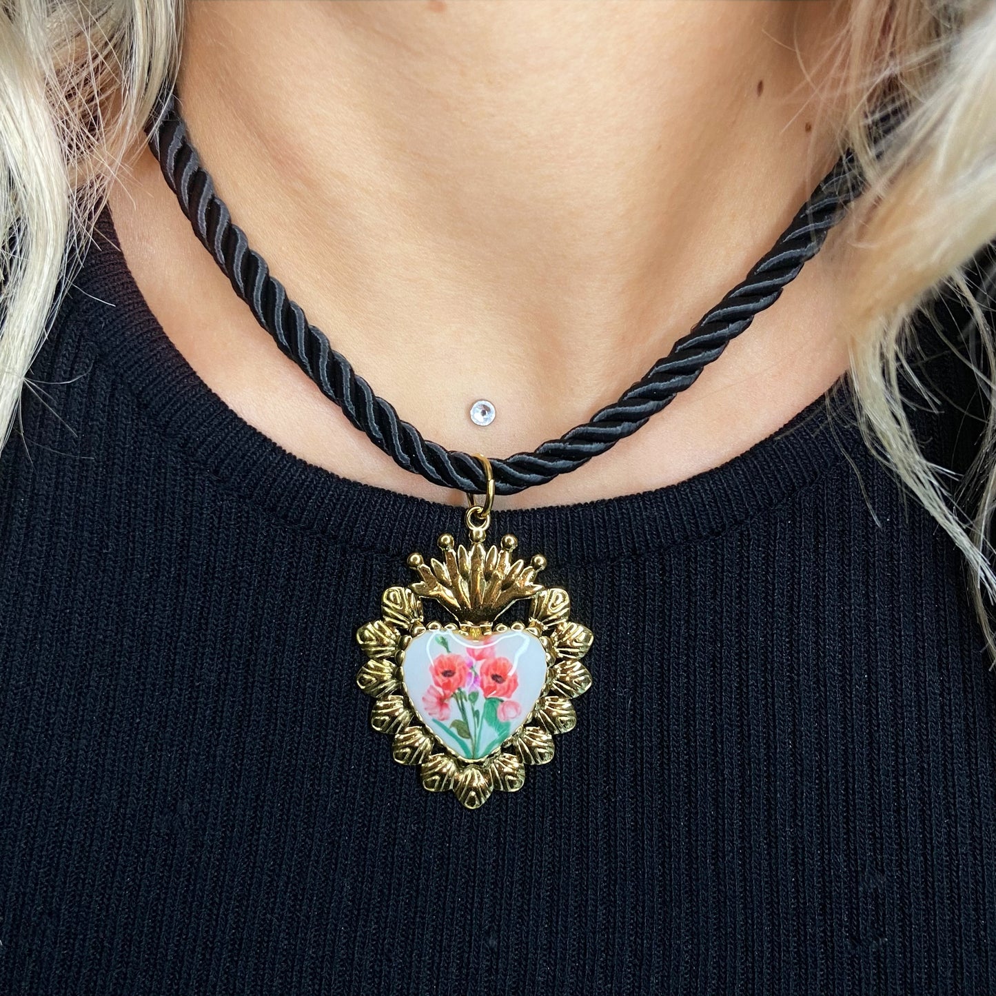 Collana Sacred Bloom