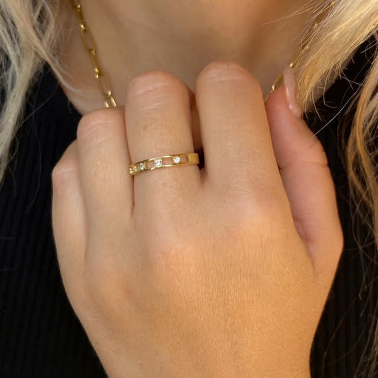 Anello Lux